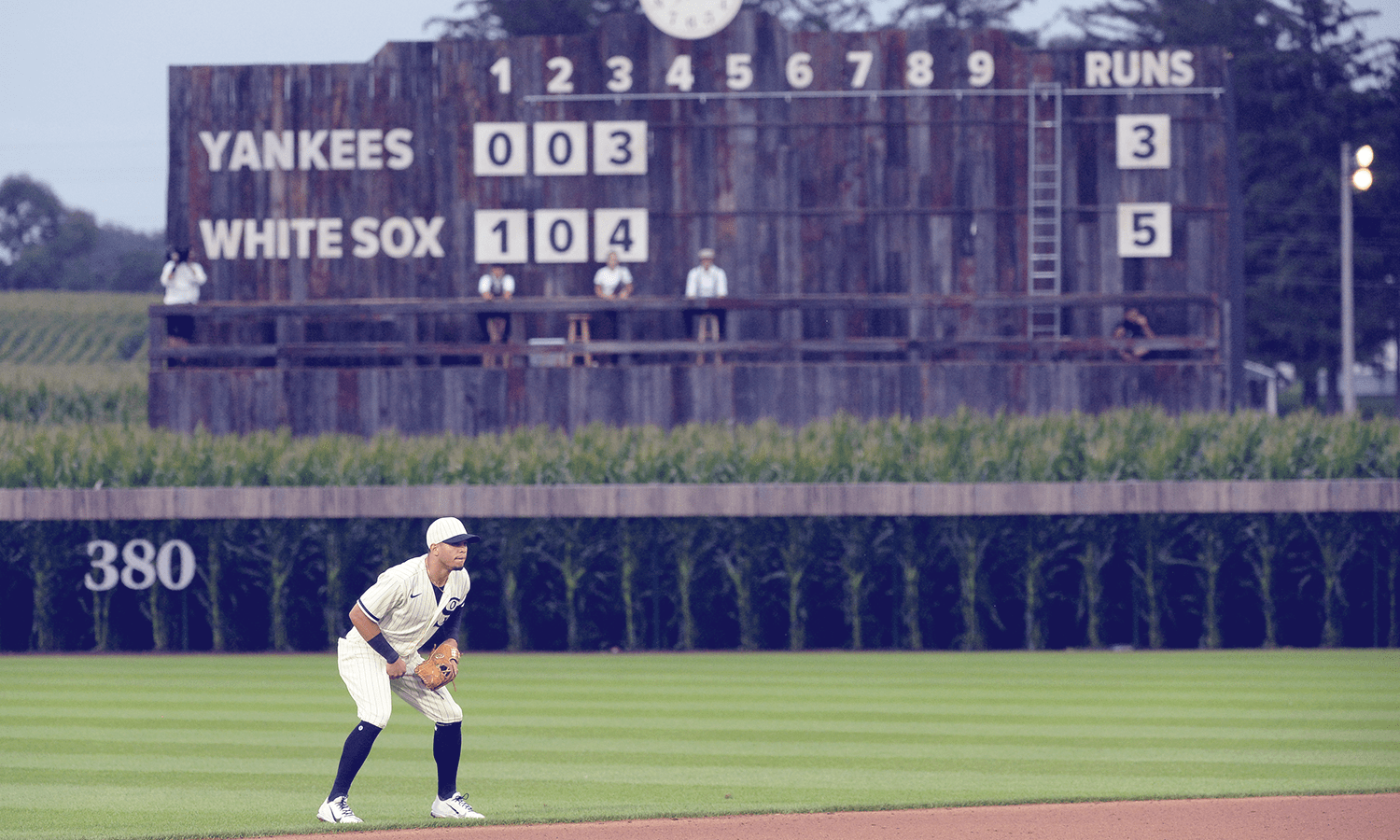 Cesar Hernandez of the Chicago White Sox fields against the New York Yankees on Aug. 12, 2021 at Field of Dreams in Dyersville, Iowa.